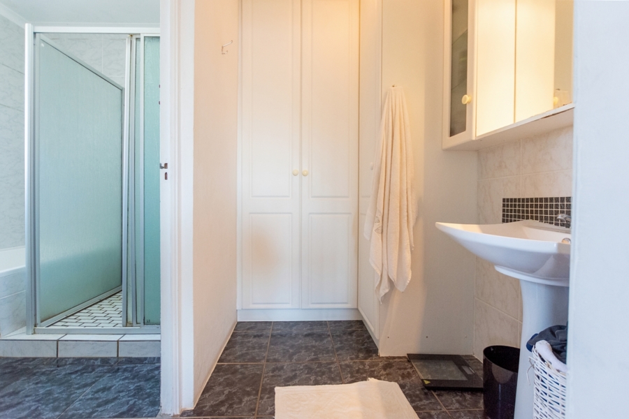 3 Bedroom Property for Sale in Country Club Western Cape